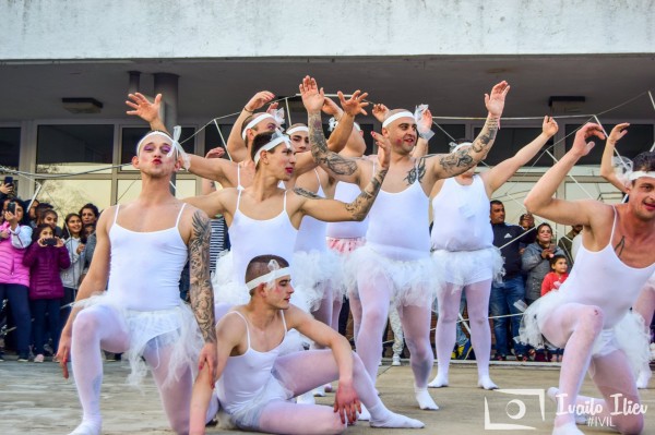 “Лебедово езеро“ бе гвоздея в програмата на Сирни Заговезни в Павел баня