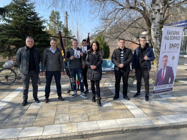 Кандидатите за депутати от ВМРО чуха проблемите на Казанлък, Мъглиж, Павел баня  и Николаево / Новини от Казанлък