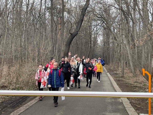 Гимнастичките ни с куп медали от първия турнир за годината