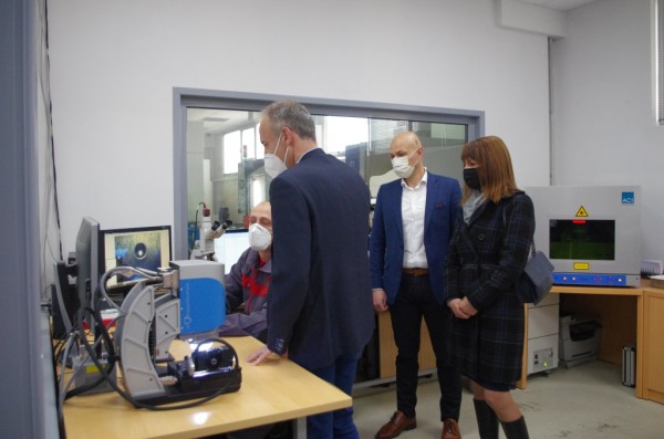 Над 9000 работни места са запазени в Казанлъшко по време на ковид кризата