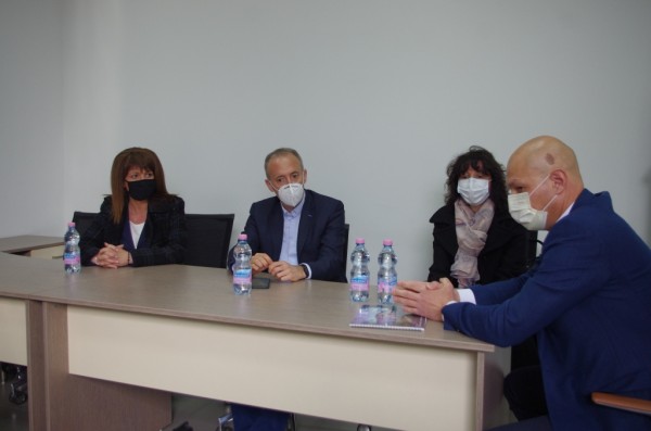 Над 9000 работни места са запазени в Казанлъшко по време на ковид кризата