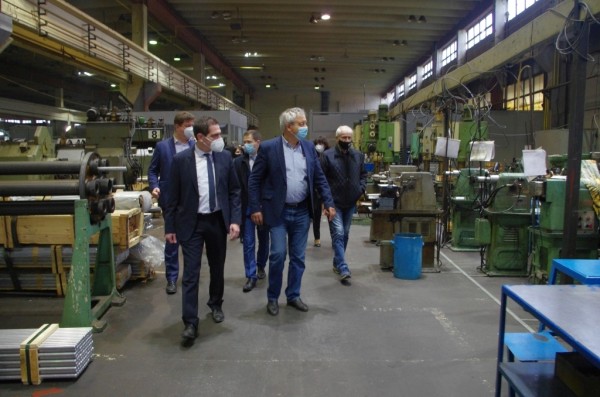 Връзката бизнес - депутати - министри трябва да я има и в бъдеще 