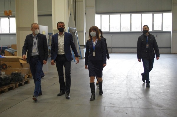 Партньорството между бизнес и образователни институции гарантира нужните специалисти 