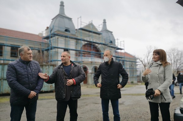 Кандидат-депутатът Илиана Жекова посети община Мъглиж