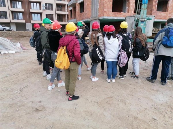 Месецът на професиите продължава със специалността “Строителство и архитектура“