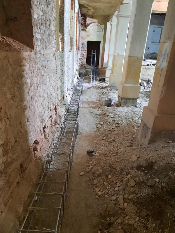 Тече усилен ремонт в читалище “Светлина“ в Шипка