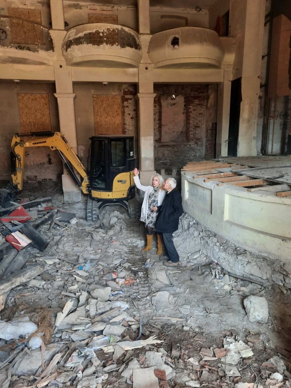 Тече усилен ремонт в читалище “Светлина“ в Шипка