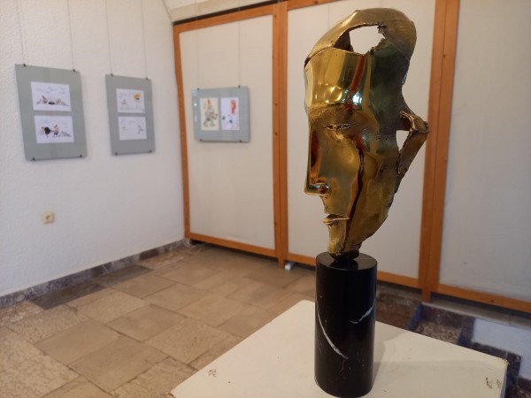 Изложба с карикатури в Художествената галерия очаква посетители