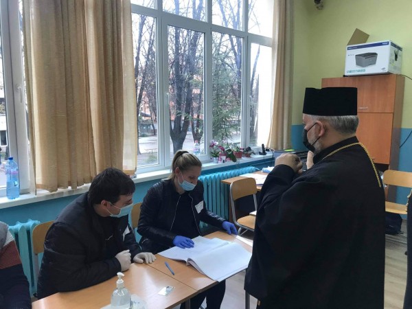 Митрополит Киприан гласува: Очаквам по-добра и по-благословена България