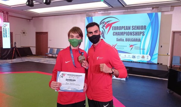 Илина Иванова с бронз от Европейското първенство по таекуондо