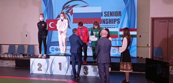 Илина Иванова с бронз от Европейското първенство по таекуондо