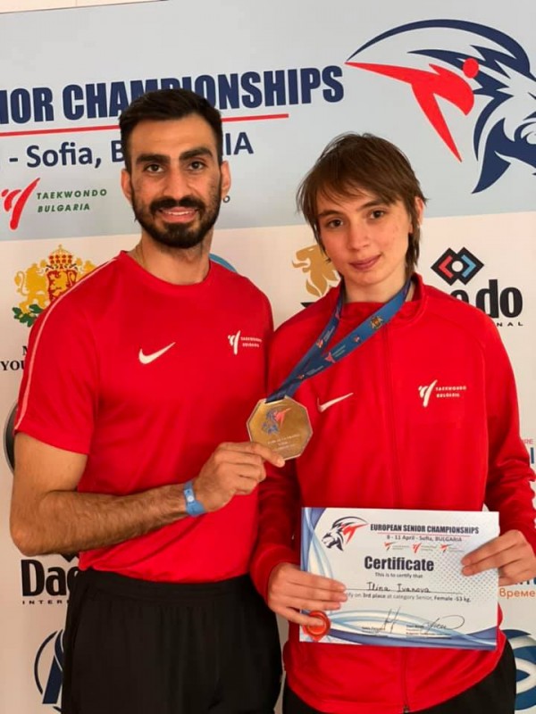 Илина Иванова с бронз от Европейското първенство по таекуондо