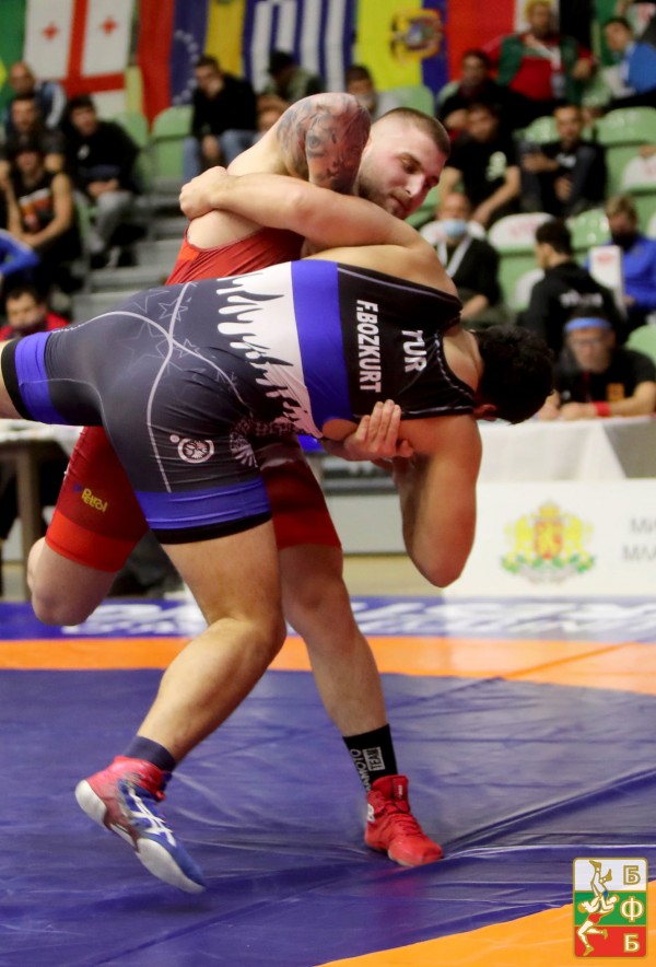 Радослав Георгиев с шампионска титла от турнира “Дан Колов - Никола Петров“