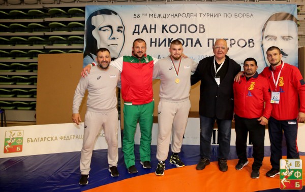 Радослав Георгиев с шампионска титла от турнира “Дан Колов - Никола Петров“