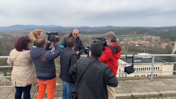 Екоминистърът провери изпускането на язовир Копринка