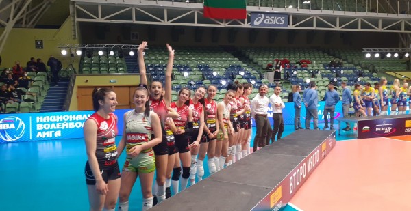 “Казанлък Волей“ е вицешампион на България при жените