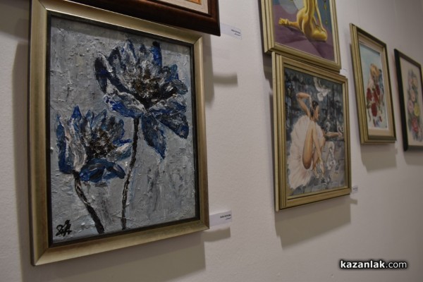 Различни творци се обединиха и създадоха “Различия“