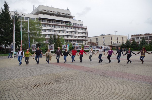 Великденско мегданско хоро и на 3 май / Новини от Казанлък