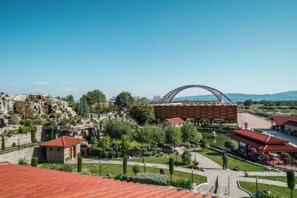 Дамасцена очаква своите гости и през празничните дни