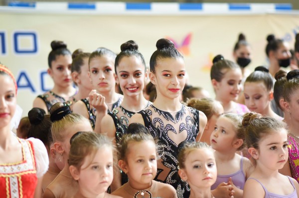 Държавният турнир в Стара Загора донесе шампионски титли и медали на гимнастичките ни