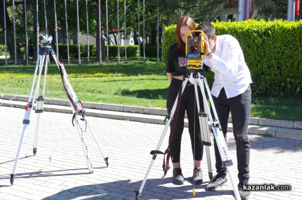 7 училища се представят днес в панорама на средното образование в Казанлък