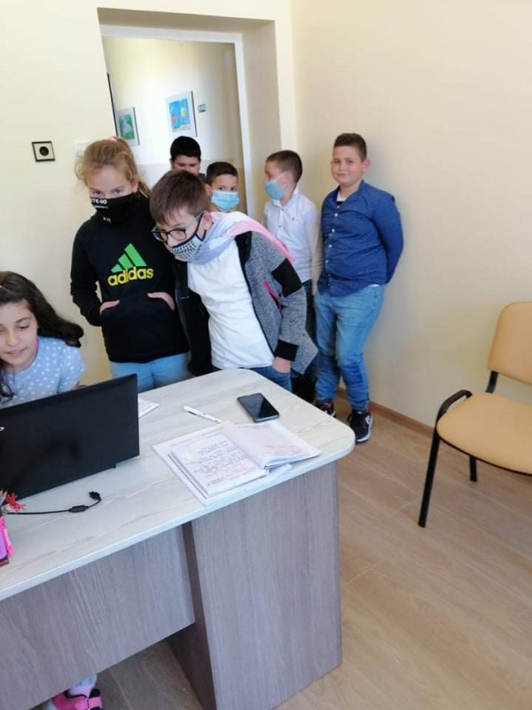 Четвъртокласници поеха управлението на ОУ “Кулата“ за ден