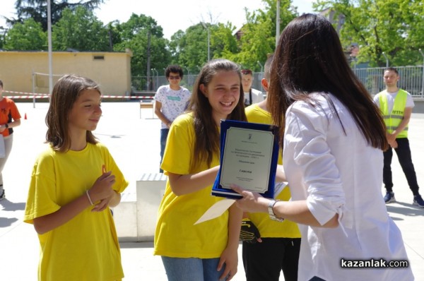 Отборите на СУ „Екзарх Антим I” и ПГТТМ победиха в състезанието по безопасност на движението