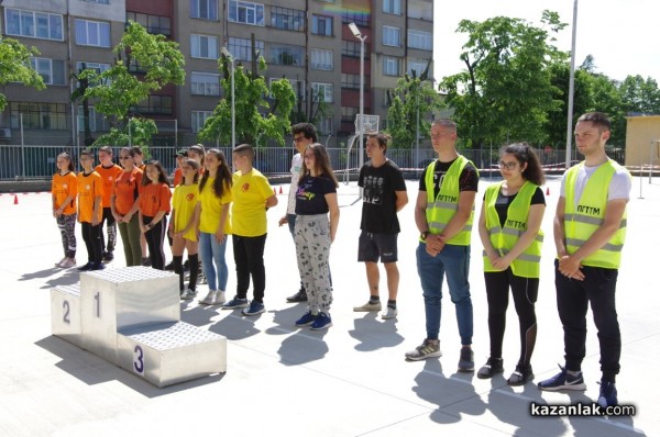 Отборите на СУ „Екзарх Антим I” и ПГТТМ победиха в състезанието по безопасност на движението