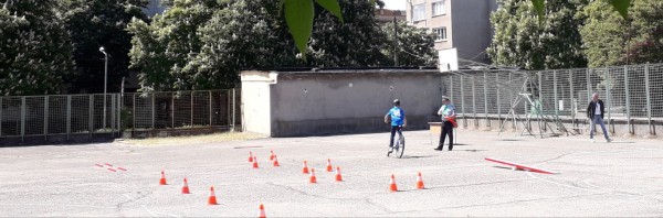 СУ „Екзарх Антим I“ се класира за националния кръг в състезанието по безопасност на движението