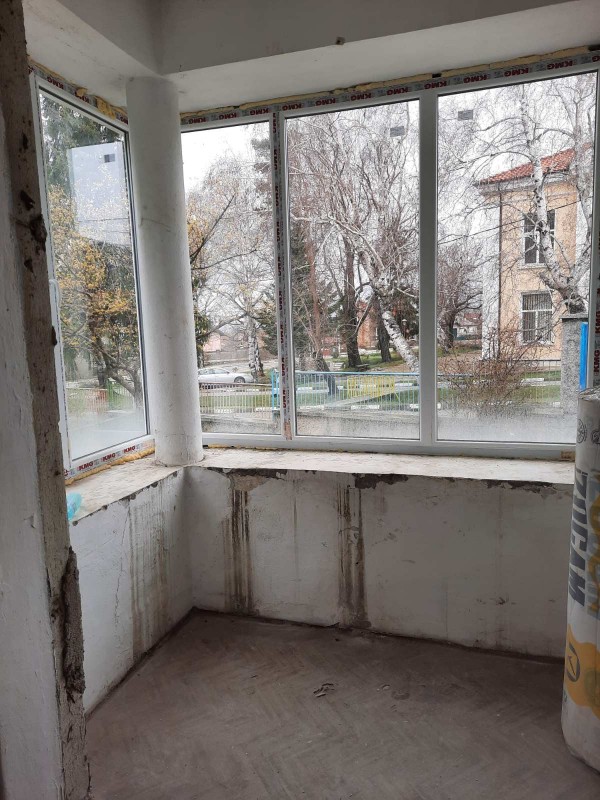 Здравната служба в Шипка вече обновена и работи