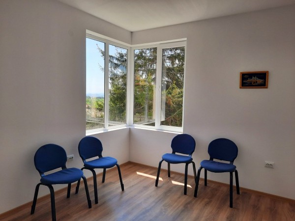 Здравната служба в Шипка вече обновена и работи