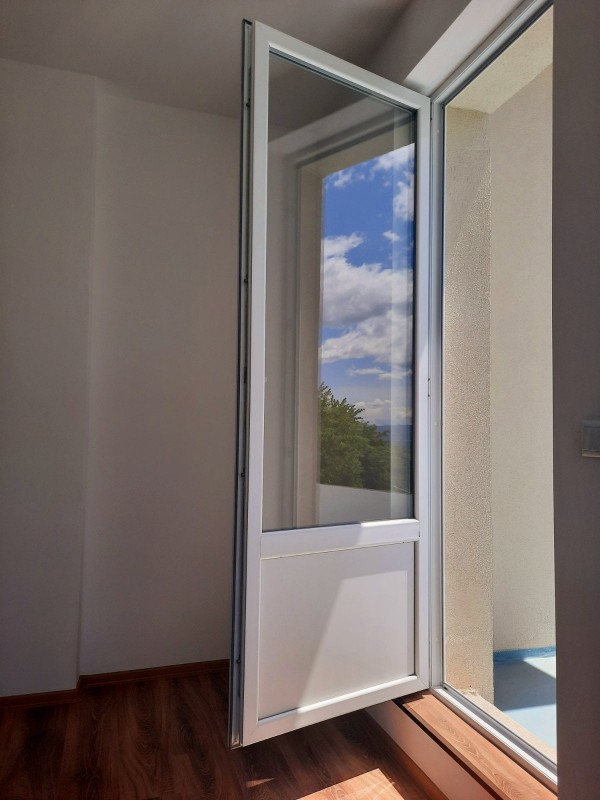 Здравната служба в Шипка вече обновена и работи