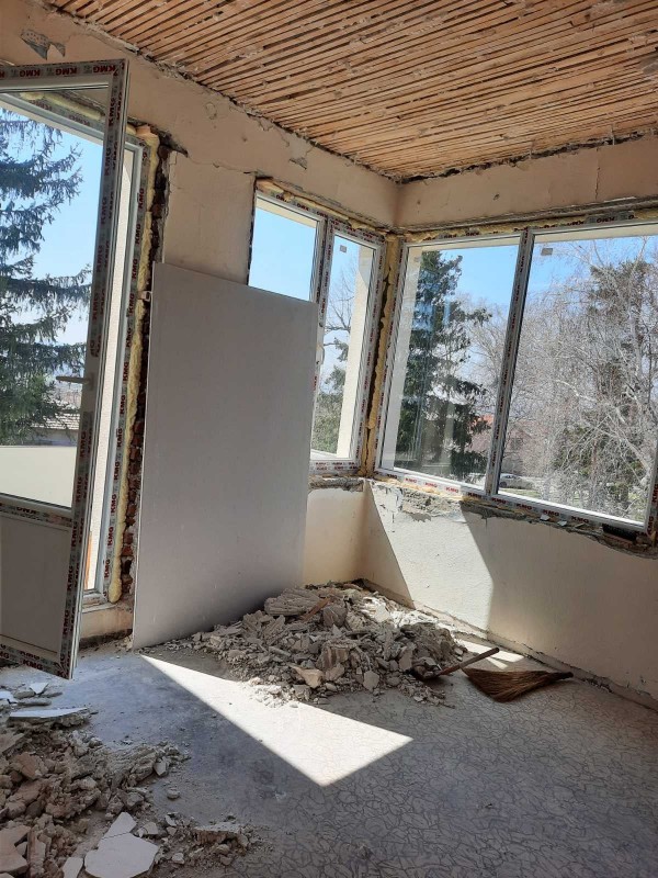 Здравната служба в Шипка вече обновена и работи