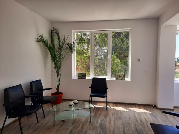 Здравната служба в Шипка вече обновена и работи