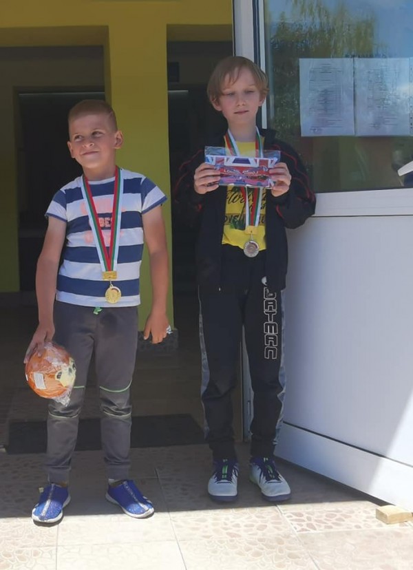 С празничен крос учениците на ОУ “Св. Паисий Хилендрски“ отбелязаха 24 май