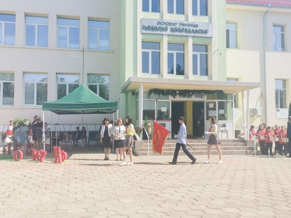 С песни, танци и много настроение премина 24 май в ОУ “Св. Паисий Хилендарски“