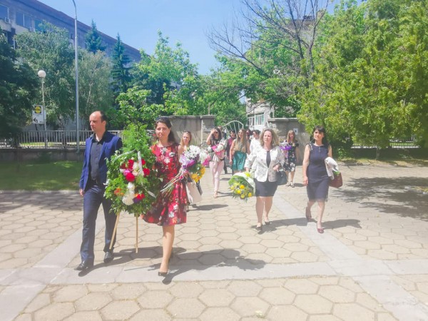 С песни, танци и много настроение премина 24 май в ОУ “Св. Паисий Хилендарски“