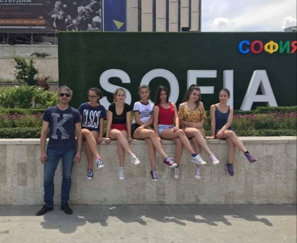 Двама педагози с най-високо отличие за своя труд