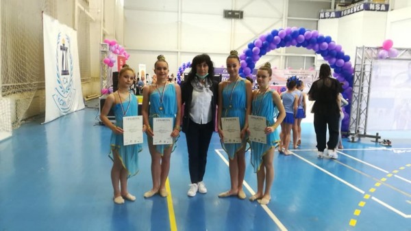 Шампионска и вицешампионска титла, и още куп медали за грациите ни