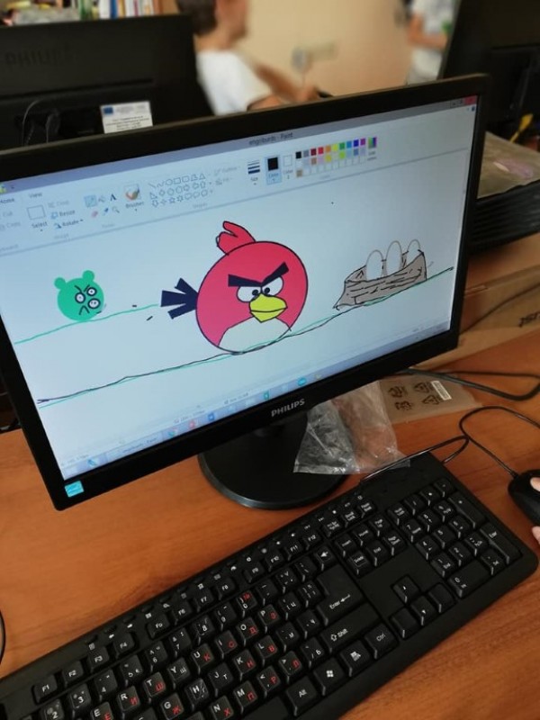 Лятна академия по програмиране и роботика