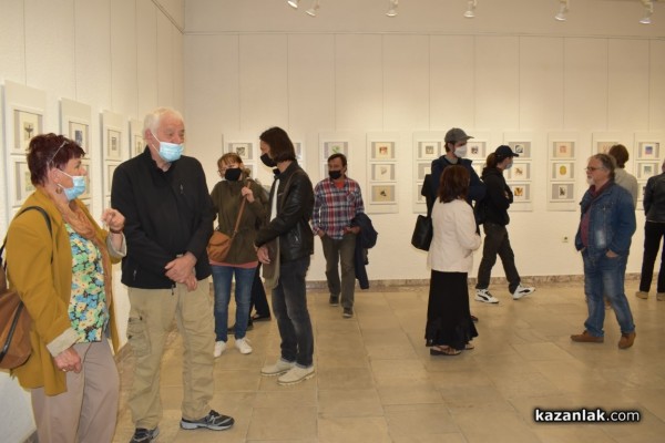 158 художници от 36 страни участваха в изложбата „Минипринт”