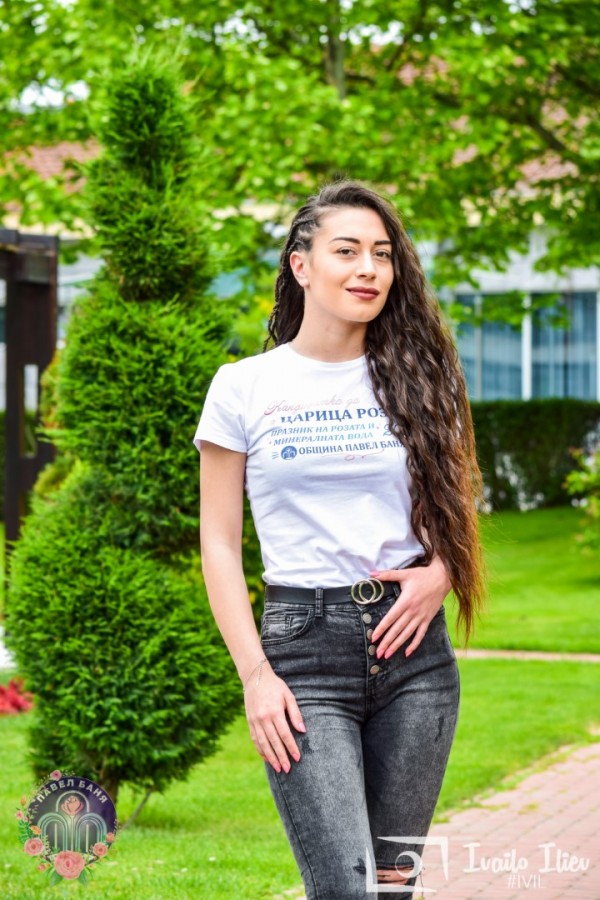 Вижте кои са претендентките за Царица Роза Павел баня