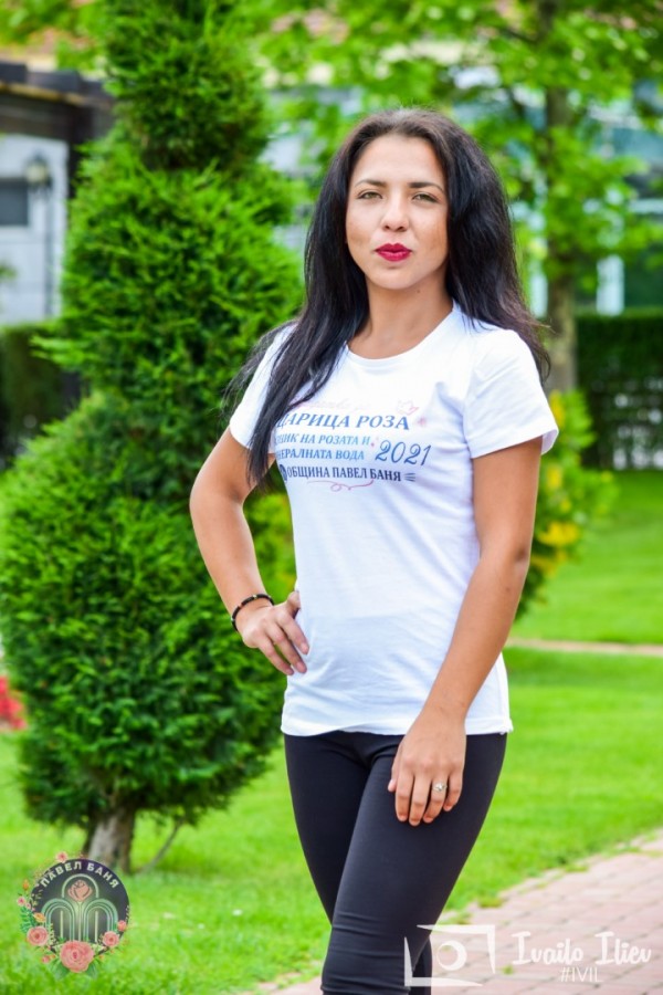 Вижте кои са претендентките за Царица Роза Павел баня