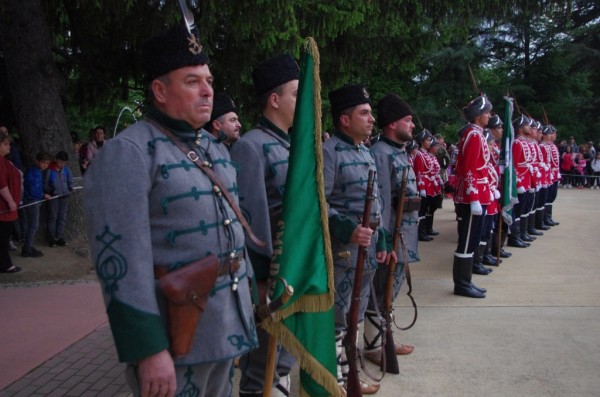 Тържествена заря-проверка, в памет на живота и делото на Христо Ботев и загиналите за свободата на България