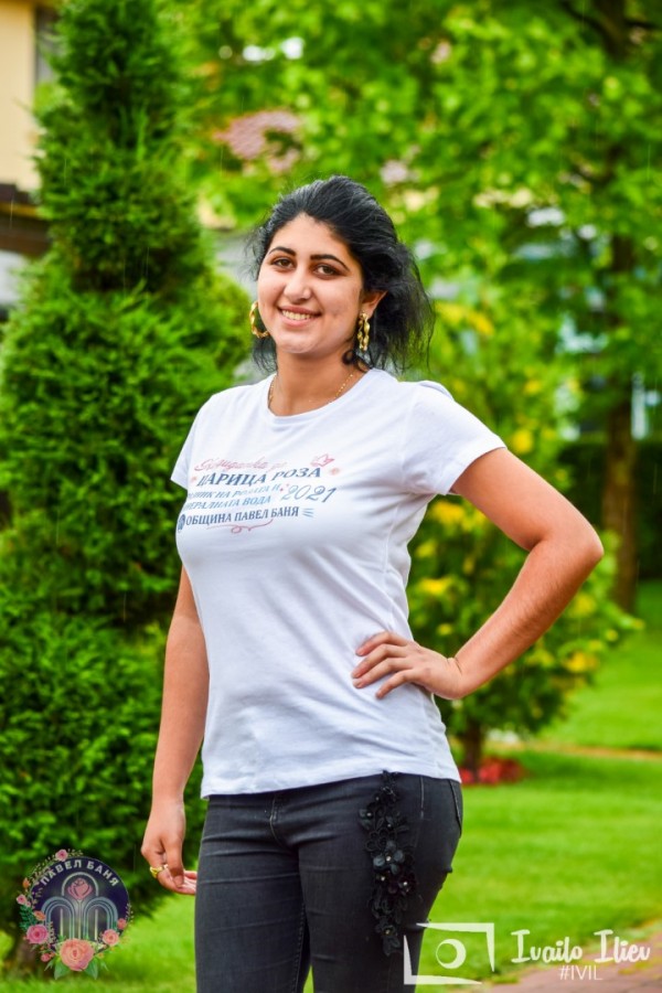 Вижте кои са претендентките за Царица Роза Павел баня