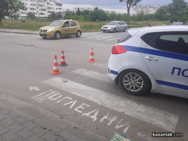 Момиче се заби в дърво, заради отнето предимство