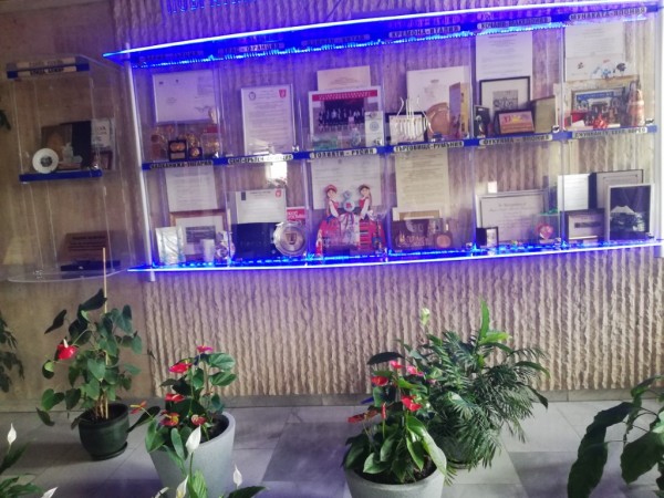 Знака на Сдружението на българските общини за празника на Казанлък