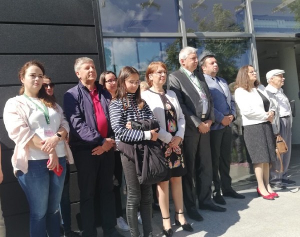 Изложение на парфюми и продукти от етерични масла и тематична научна конференция в Музея на розата