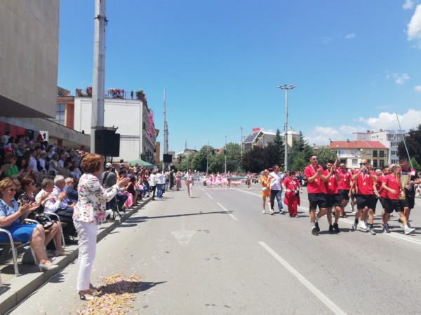 Казанлък празнува кулминацията на 118-тия Празник на розата