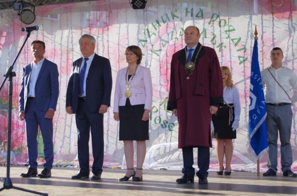 Кметът Галина Стоянова бе удостоена със златен медал от Технически университет - София